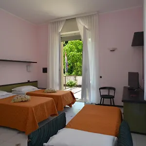 hotel-salus-sant-andrea-bagni-43048.emilia-romagnahotels.net/